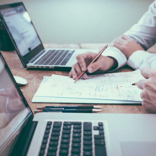 Redueix la factura del teu comerç